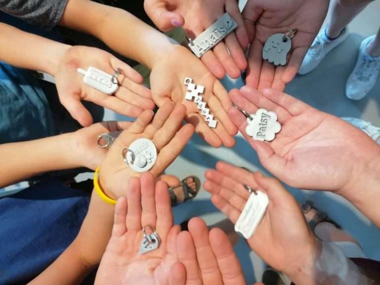 Zomerkamp: Van idee tot meesterwerk: maak leuke creaties in onze makerspace! 1-3/07 (9+ jaar)